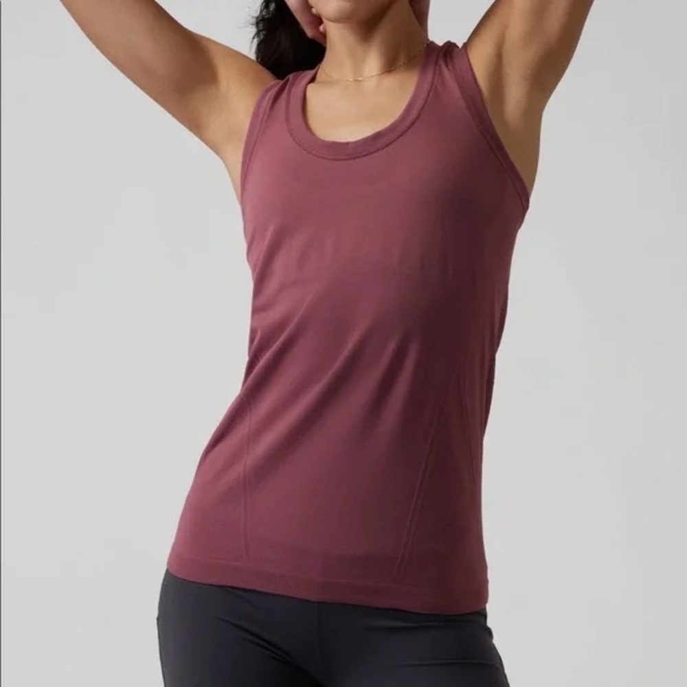 Athleta Momentum Tank, Maroon, Size XS